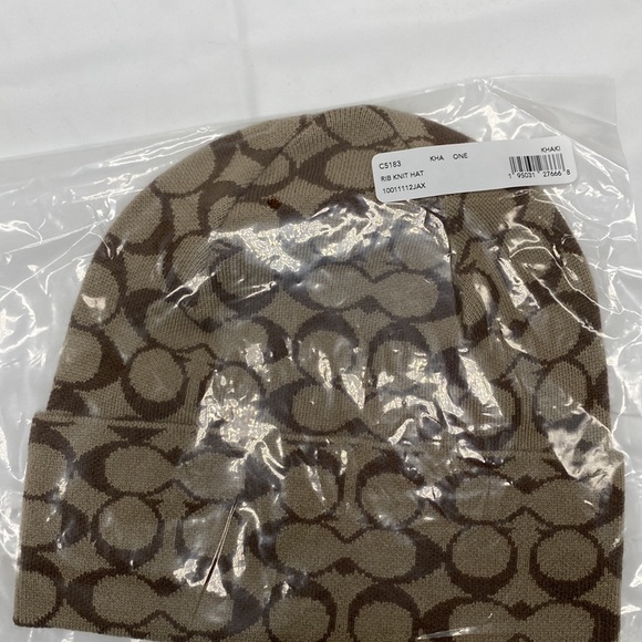NWT Coach Khaki Signature Knit Beanie Hat Winter C Logo Wool Cap - Picture 4 of 4